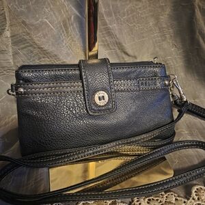 Relic Black Crossbody Wallet Bag | Phone Wristlet Purse